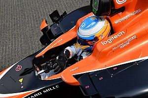 Alonso továbbra is azt gondolja, hogy a Honda miatt állt ki