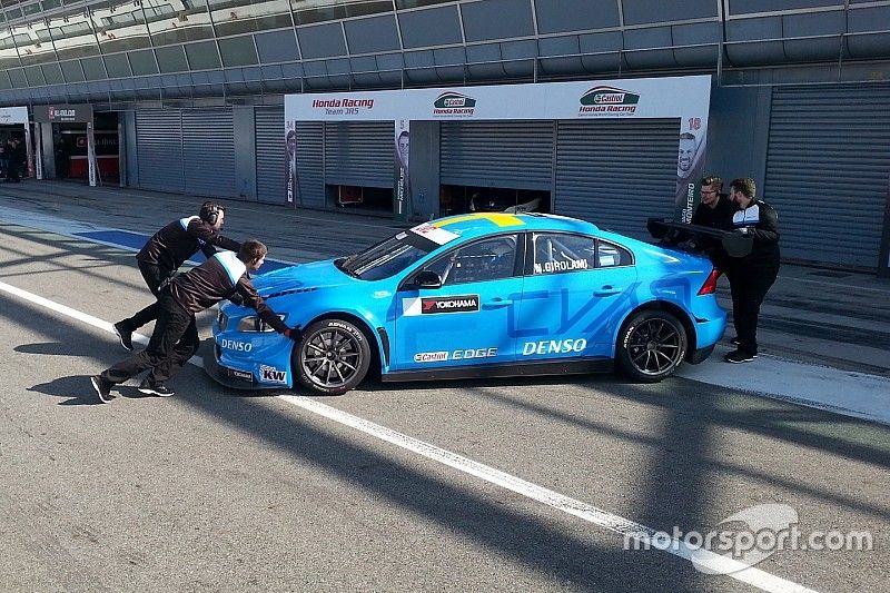 Test Monza, Day 1: le Volvo inseguono Huff