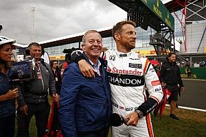Komentator F1, Brundle, mulai pulih setelah sempat muntah di GP Inggris