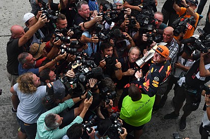 Story behind the photo: Flash Max grabs all the attention