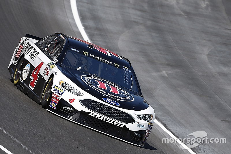 Kevin Harvick domina le Qualifiche e centra la pole in Texas