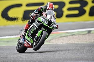 Rea trionfa per un soffio su Sykes e centra un'altra doppietta ad Assen