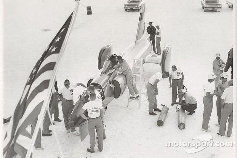 Craig Breedlove with his "Spirit of America"