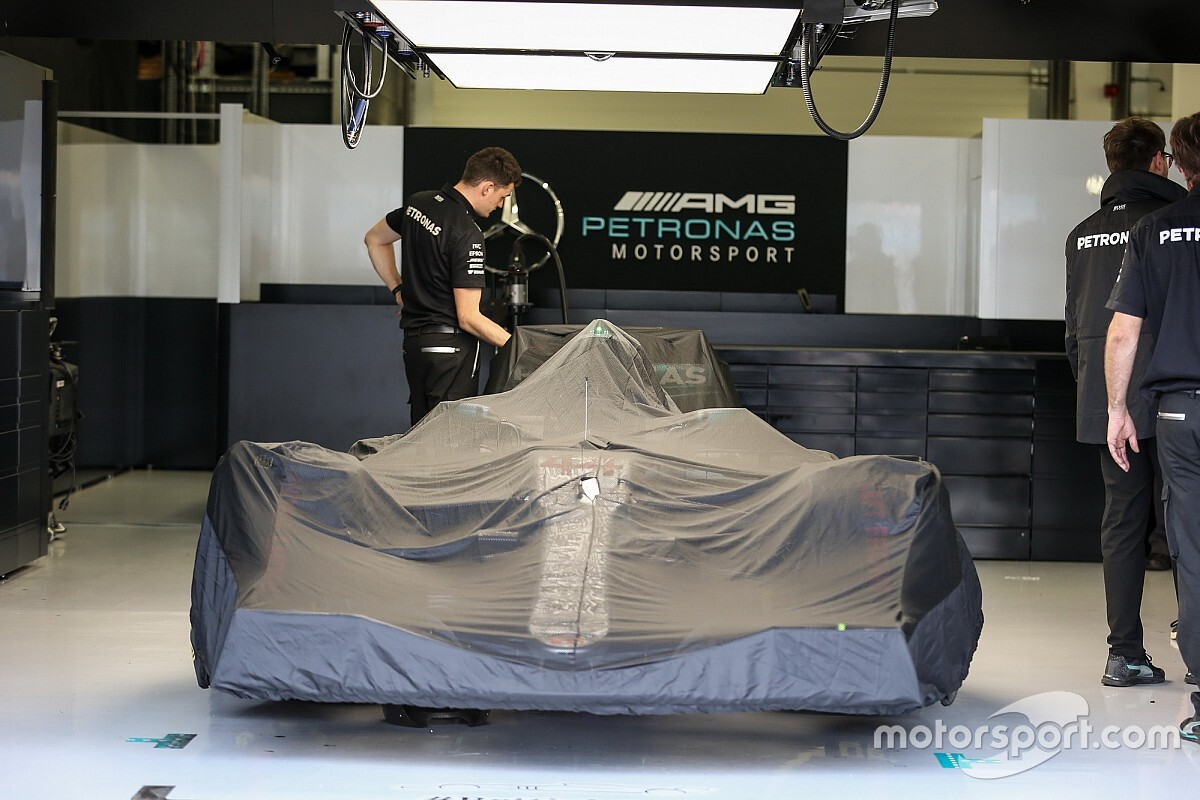 F1 set for 'Super Tuesday' launch double with Mercedes and Alpine