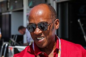 Hamilton apja üzent Hornernek: "Ott volt Kanadában?"