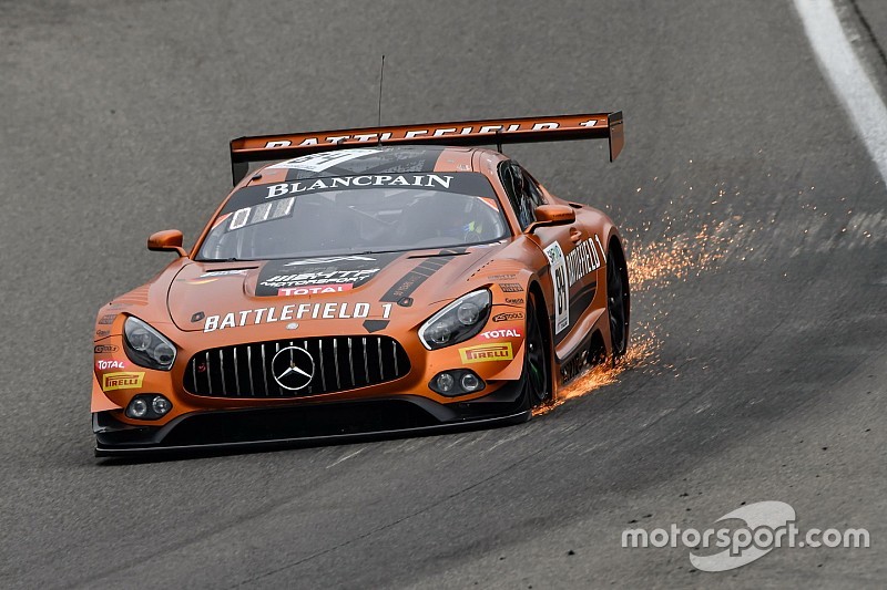 Bunk y Perera vencen en la carrera de clasificación en Nurburgring