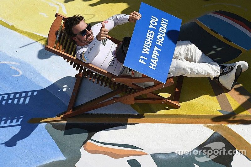 Alonso anuncia férias da F1 de maneira curiosa
