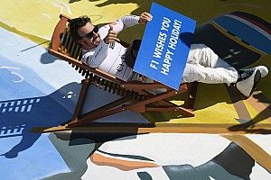 Alonso anuncia férias da F1 de maneira curiosa