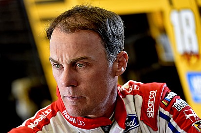 Harvick regresa a sus raíces y triunfa en K&N West en Sonoma