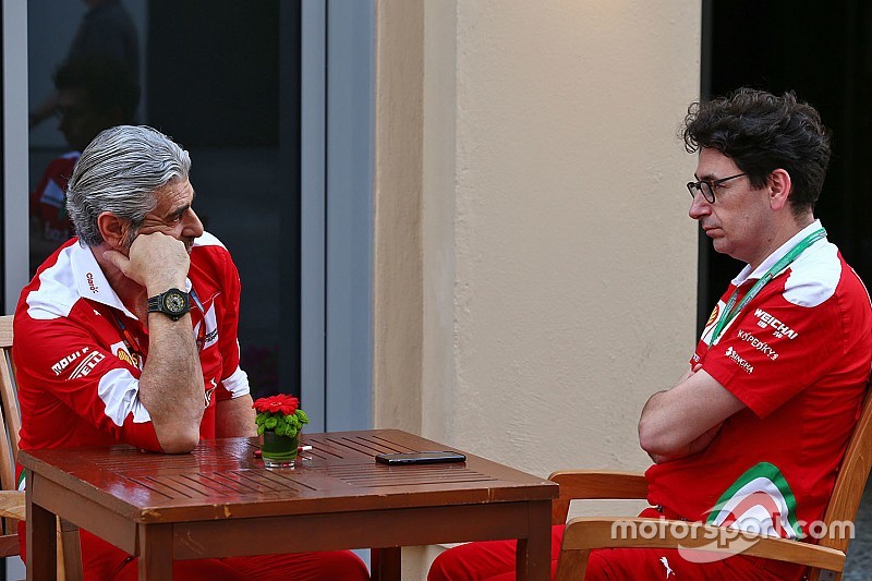Ferrari, Lauda ya da Marko tarzı birisini istiyor olabilir