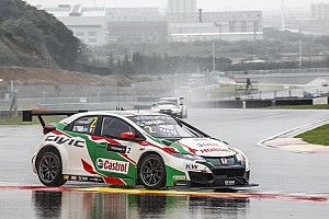 Tarquini: "Mi ero dimenticato come si guida una TC1..."