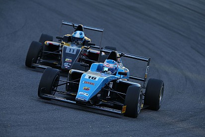Job Van Uitert svetta nei test collettivi di Monza