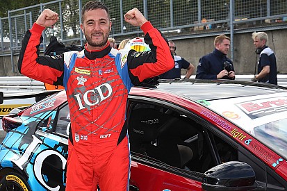 Brands Hatch BTCC: Goff takes pole, Turkington 17th