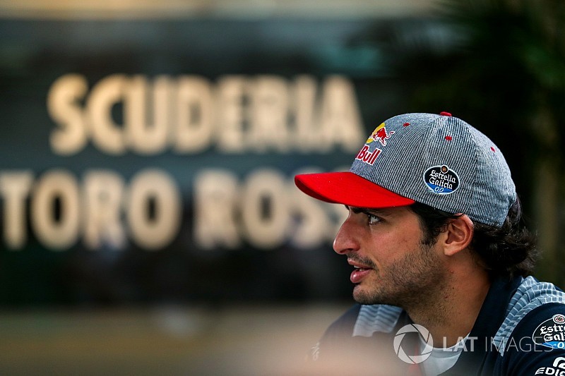 Sainz sluit terugkeer naar Toro Rosso uit