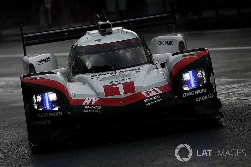 #1 Porsche Team Porsche 919 Hybrid: Neel Jani, Andre Lotterer, Nick Tandy