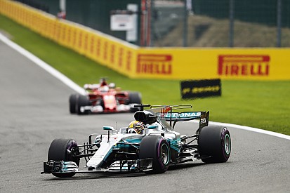 Hamilton: "Il titolo 2017? Da vincere, ma meglio pensare anche al 2018"