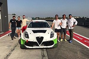 Il V-Action Racing Team debutta con due Alfa Romeo ad Imola
