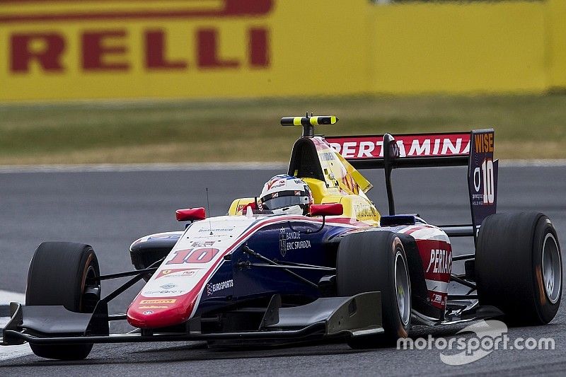 Сын Алези впервые выиграл гонку GP3