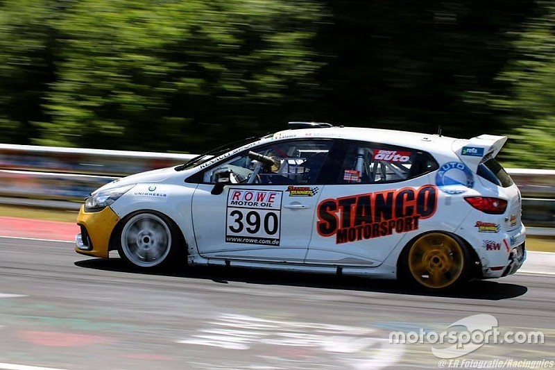 VLN 4: Luigi Stanco e Sandro Rothenberger trionfanti al Nürburgring