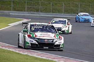 Les Honda allégées pour la Nordschleife