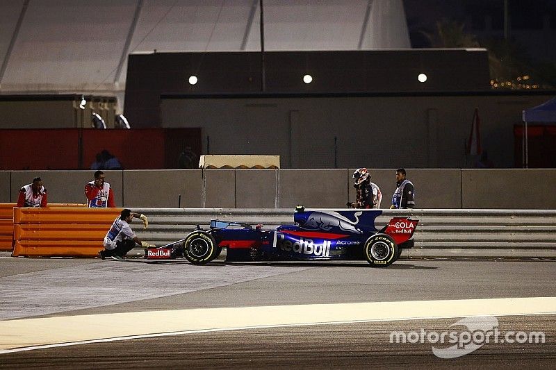 Carlos Sainz Jr., Scuderia Toro Rosso STR12, stopt