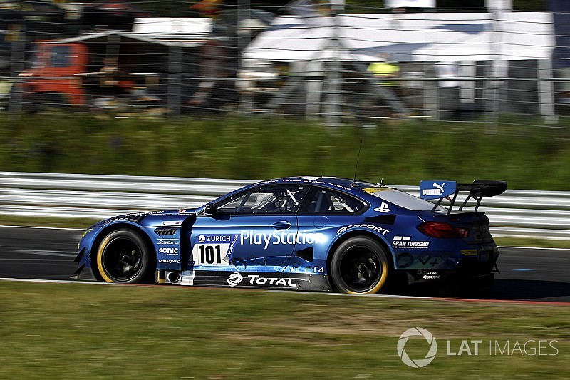 24h Nürburgring 2018: Walkenhorst-Einsatz nach Crash fraglich