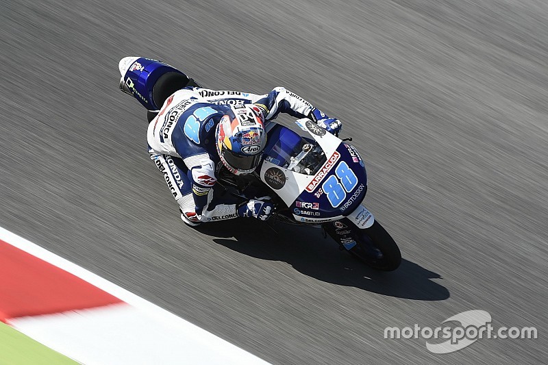 Moto3 Italia: Cetak hat-trick, Martin start terdepan
