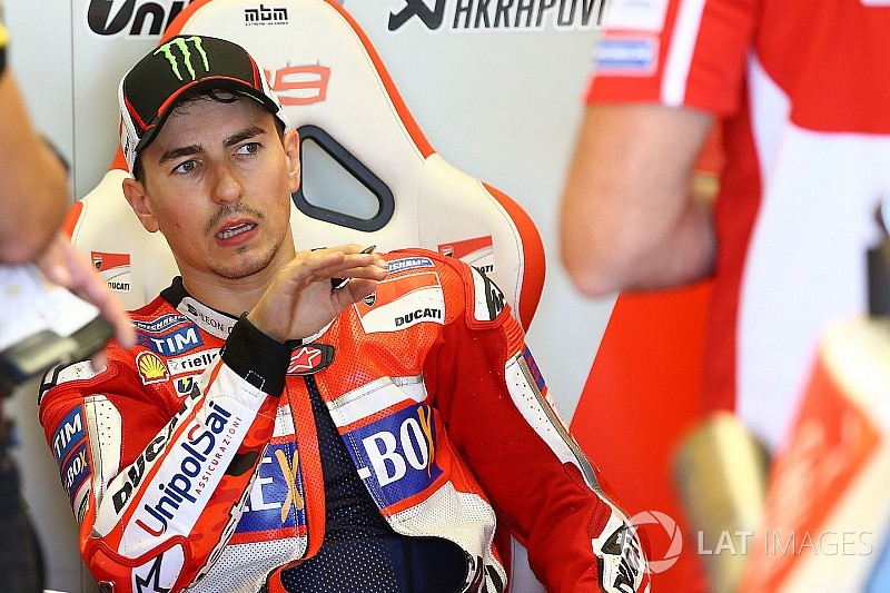Ubah gaya balap, Lorenzo mampu tampil lebih baik