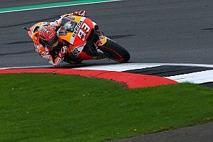 MotoGP Inggris: Marquez cetak rekor pole, Rossi kedua