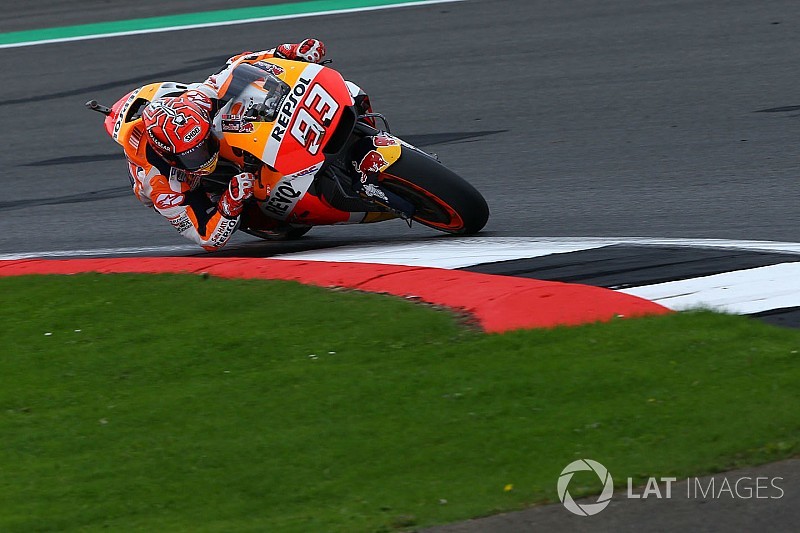 MotoGP Inggris: Marquez cetak rekor pole, Rossi kedua