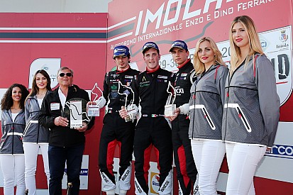 Carrera Cup Italia, Imola: l'emozione di Pera e la sportività di Rovera
