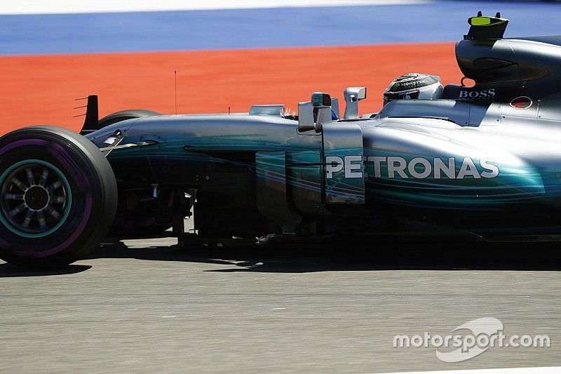 Bottas geeft toe: "Mercedes verrast door nederlaag in kwalificatie"