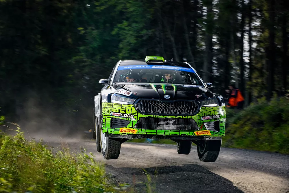 Oliver Solberg, Elliott Edmondson, Skoda Fabia Evo Rally2