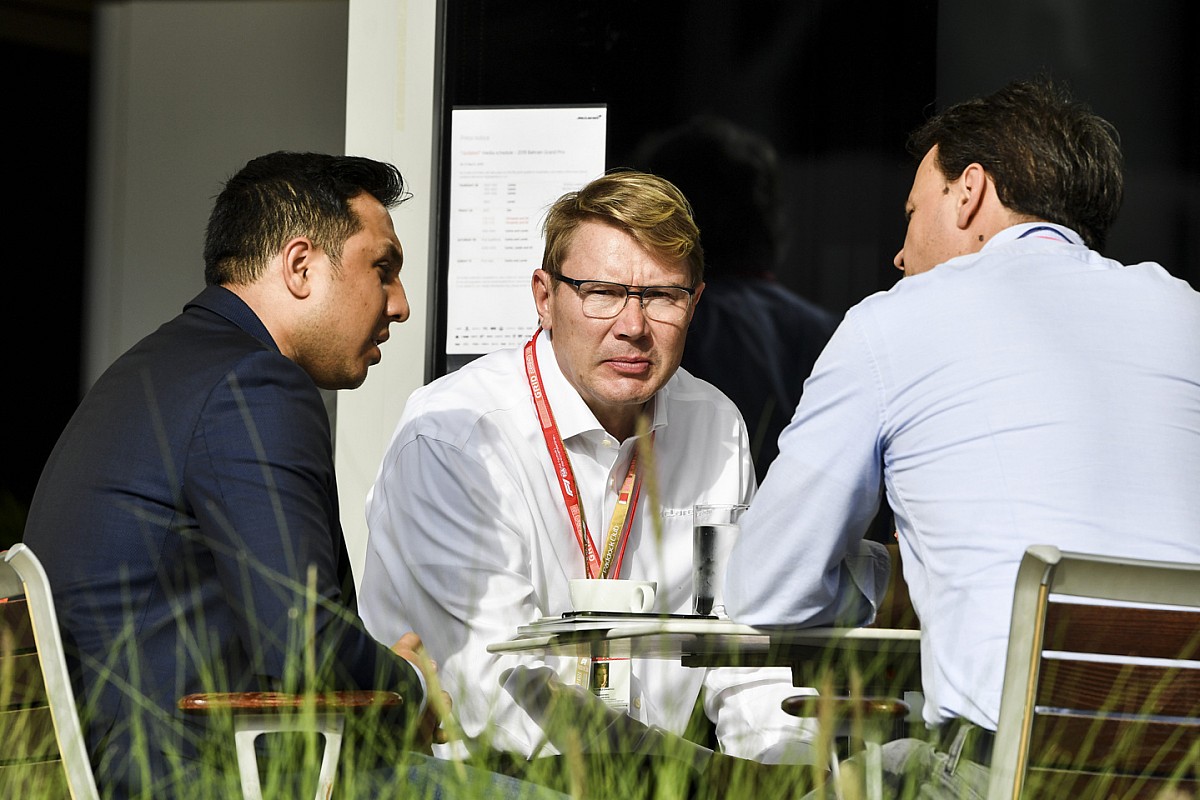 Häkkinen szerint még az is szégyen, hogy gondolkodtak Verstappen büntetésén