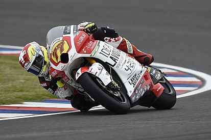 Diaporama : le Suisses Aegerter, Lüthi et Forward Racing au GP d'Argentine