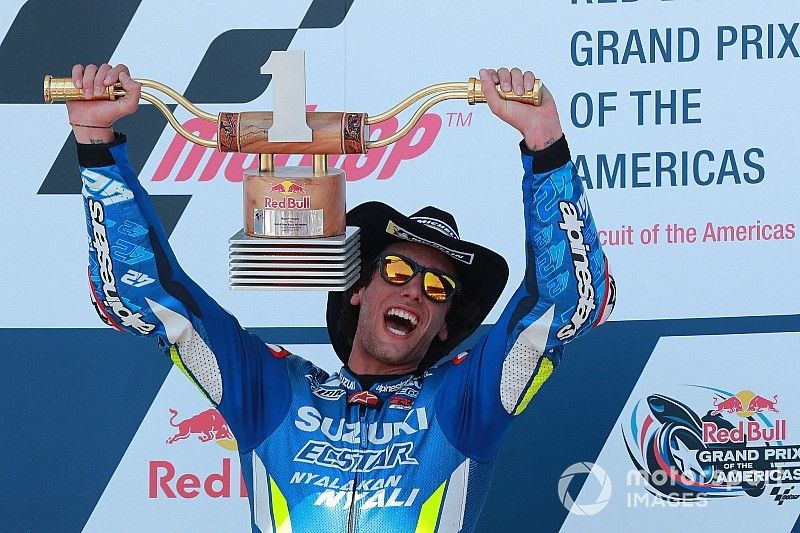 Podio: il vincitore della gara Alex Rins, Team Suzuki MotoGP