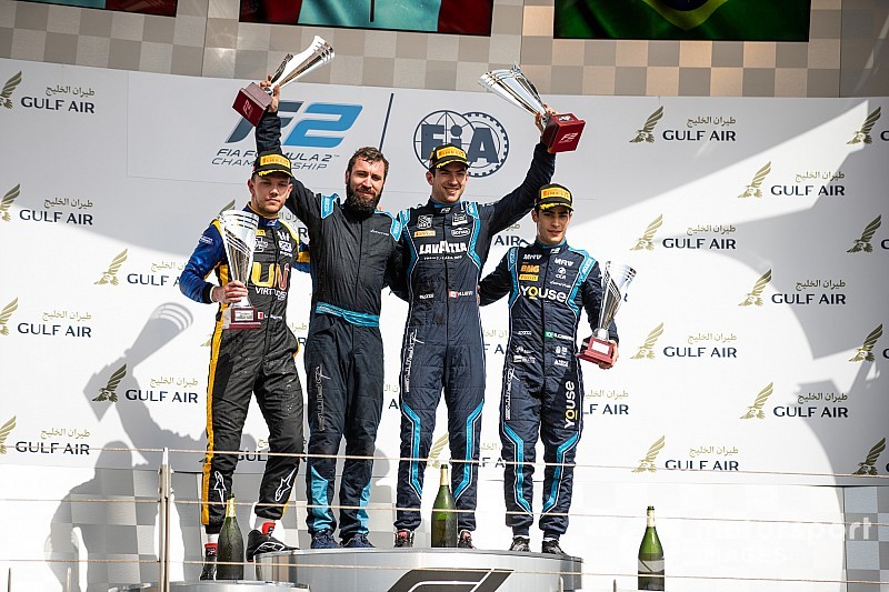 Latifi gana la primera en Bahréin y Tatiana Calderón remonta al 13°