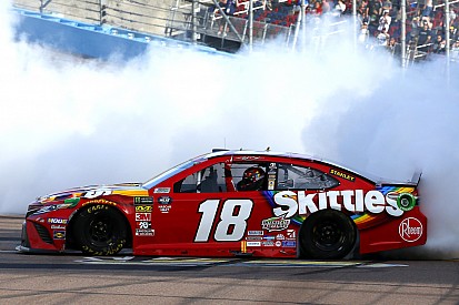Kyle Busch conquista vitória 199 na NASCAR com grande atuação em Phoenix
