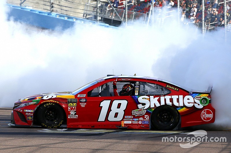 Phoenix: Kyle Busch erringt 199. NASCAR-Sieg