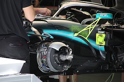 F1, gelecekte karbon - seramik frenlere geçebilir