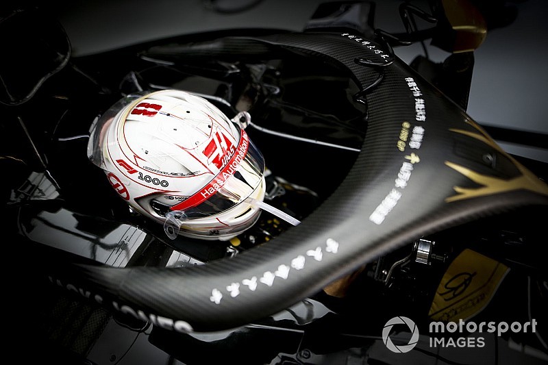 Az F1-es pilóta nagyon menő BMW motorja