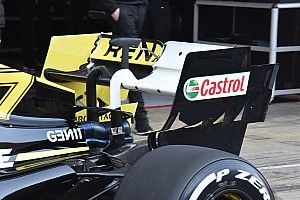 В Renault испытывают крылья на гибкость. Зачем им это нужно?