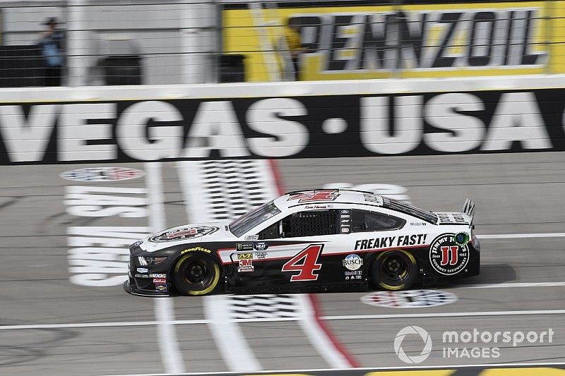Kevin Harvick dominates first stage at Las Vegas