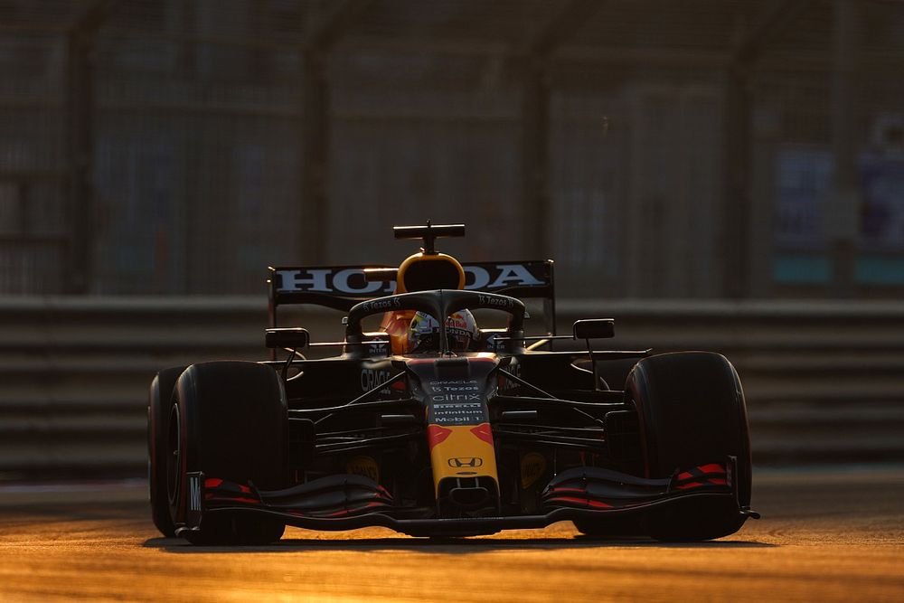 Max Verstappen, Red Bull Racing RB16B