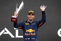 F2 Abu Dhabi: Daruvala wins first sprint as Piastri secures title