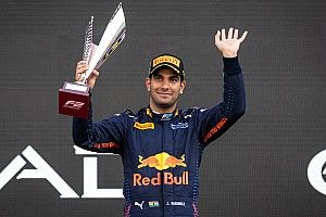 F2 Abu Dhabi: Daruvala wins first sprint as Piastri secures title