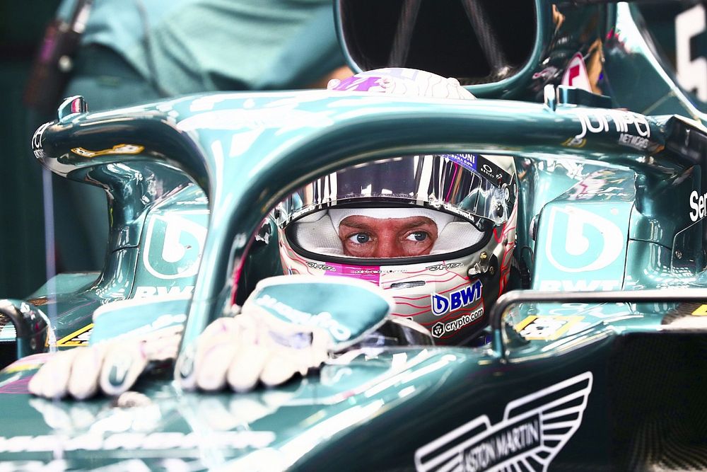 Aston Martin fait l'éloge de Vettel pour son intégration