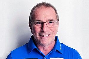 Suzuki anuncia como nuevo team manager a Livio Suppo