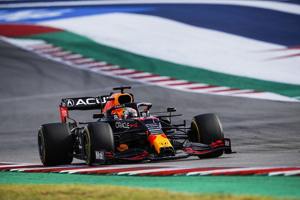 Verstappen pakt pole in Amerika: "Eerlijk gezegd niet verwacht"