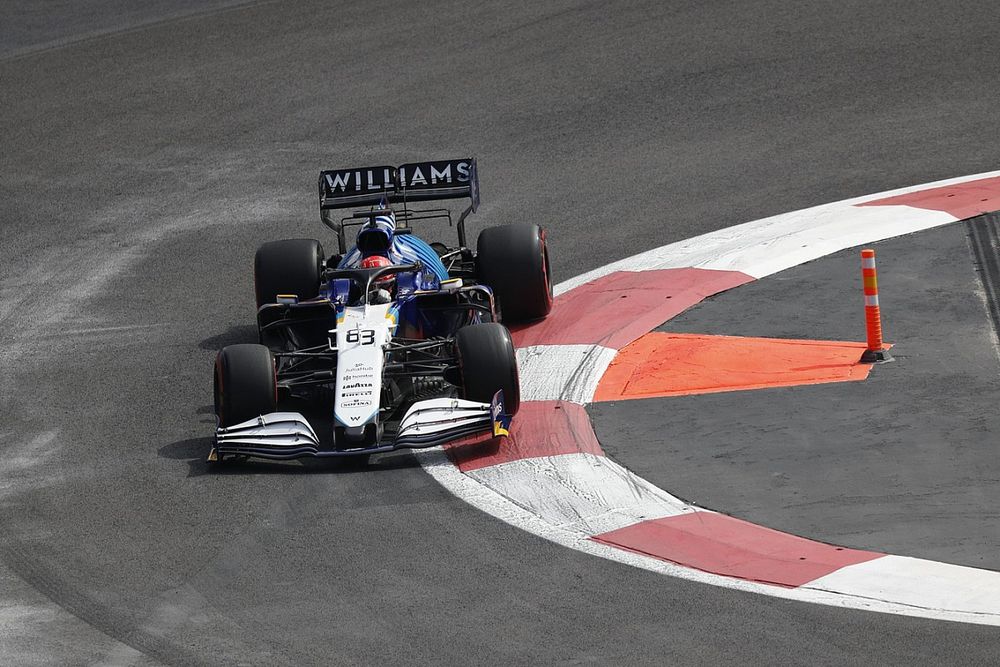 Williams explains Russell gearbox issues, hopes for race of attrition